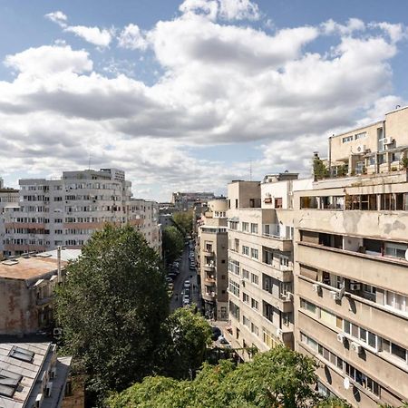 Spacious And Cozy Apartment In Central Bucureşti Eksteriør bilde